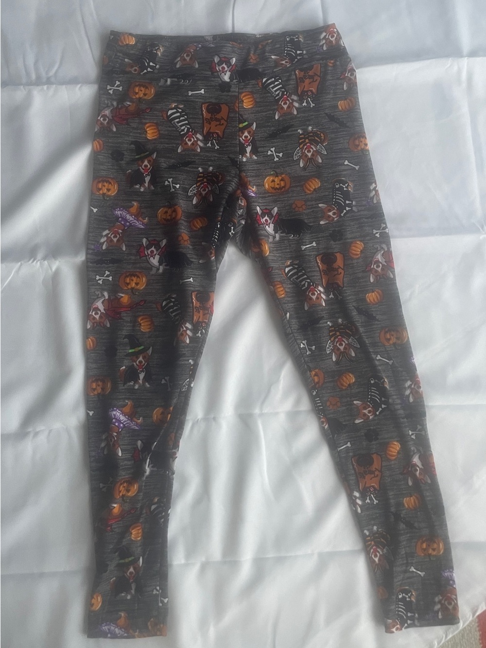 Time and Tru Girls' Gray Halloween Pumpkin & Skeleton Print Leggings